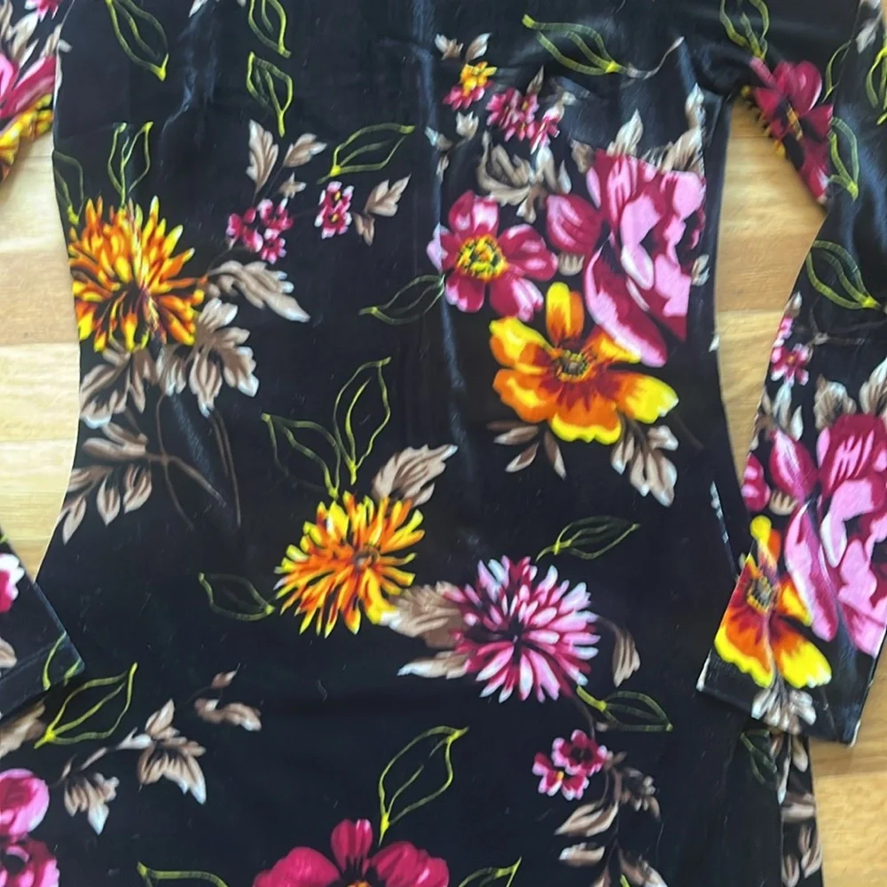 VENUS Black Midi Dress with Floral Design - Picture 3 of 4